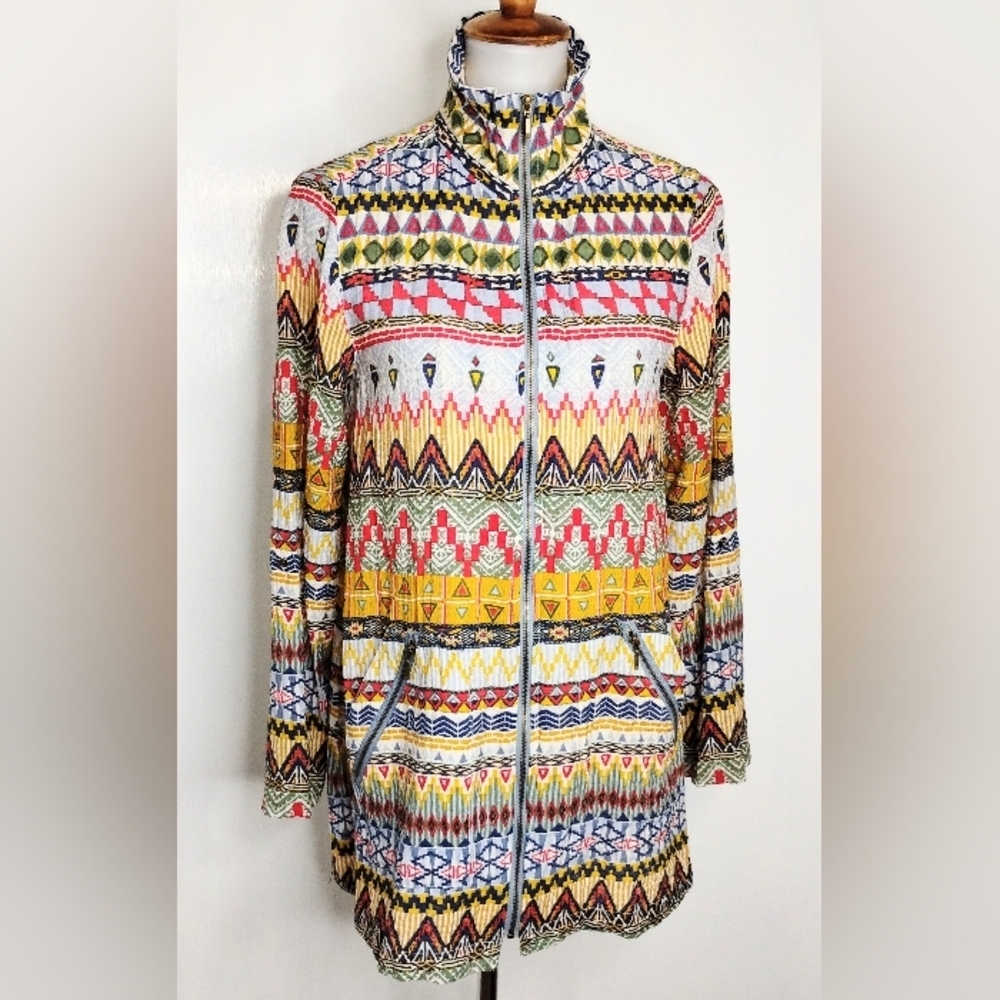 Lightweight Long Jacket With Geometric Pattern - image 7